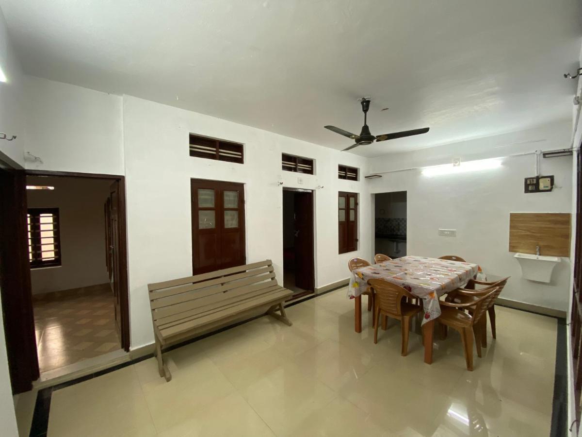 Alappattu Meadows Apartment Kottayam Bagian luar foto