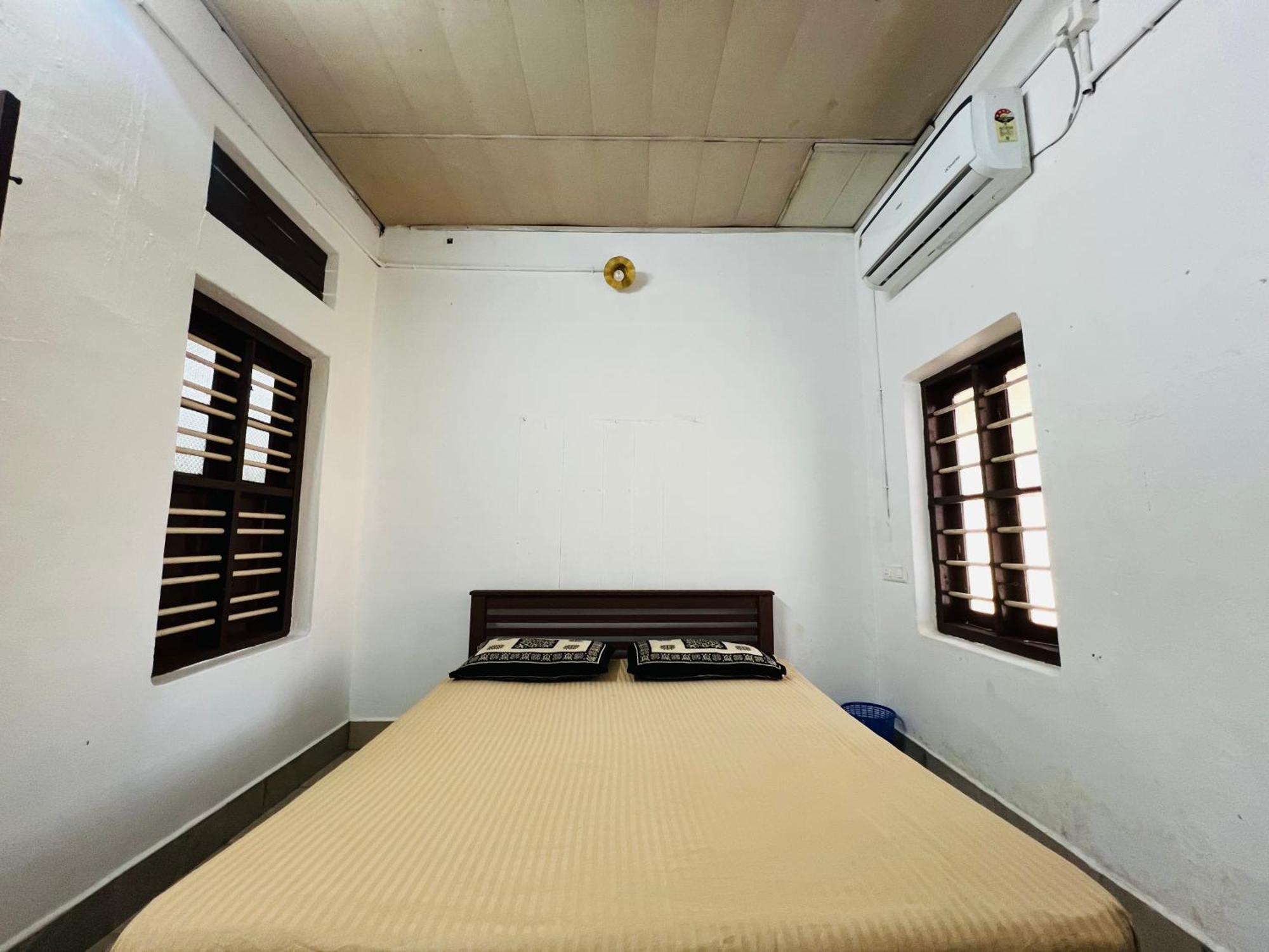 Alappattu Meadows Apartment Kottayam Bagian luar foto